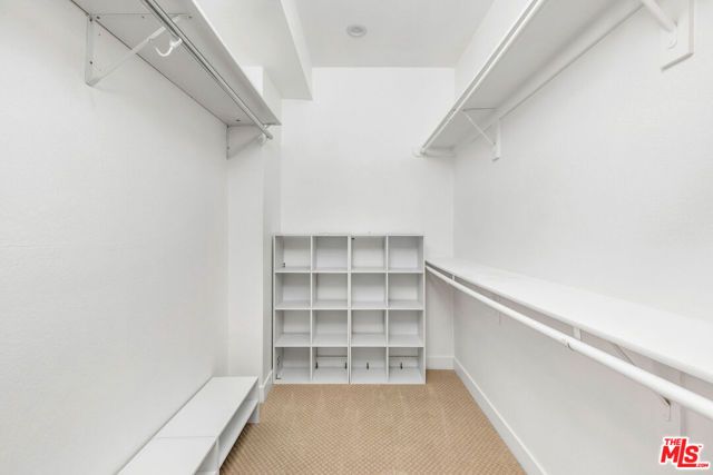 9800 Vidor Drive 203, Los Angeles, CA 90035