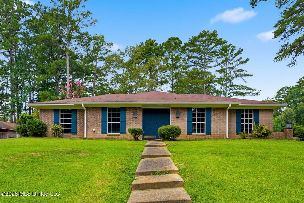 41 Sagewood Drive, Brandon, MS 39042