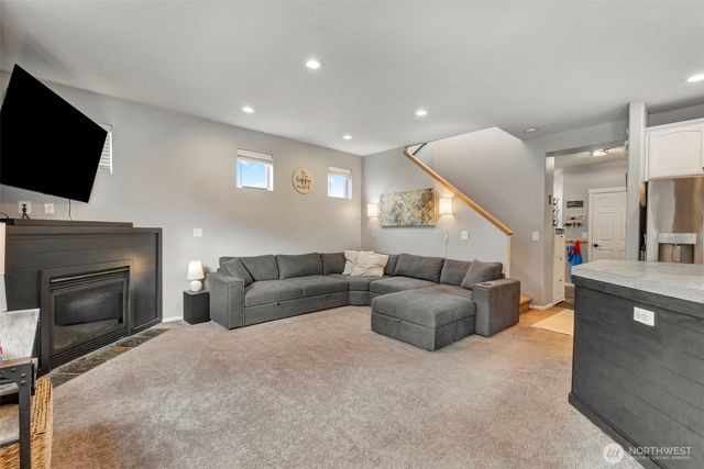 19019 96th Avenue Ct E, Puyallup, WA 98375