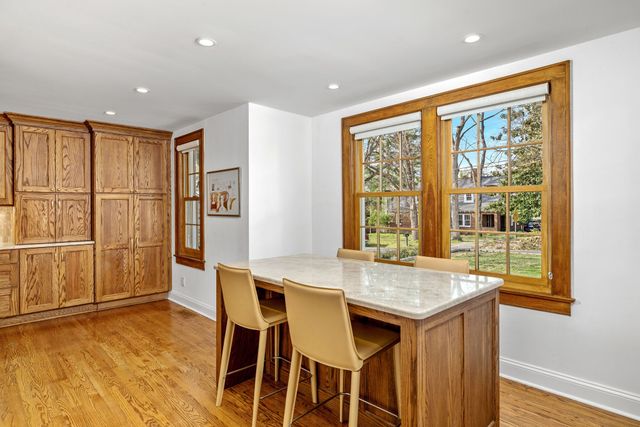 1705 Green Hills Dr, Nashville, TN 37215