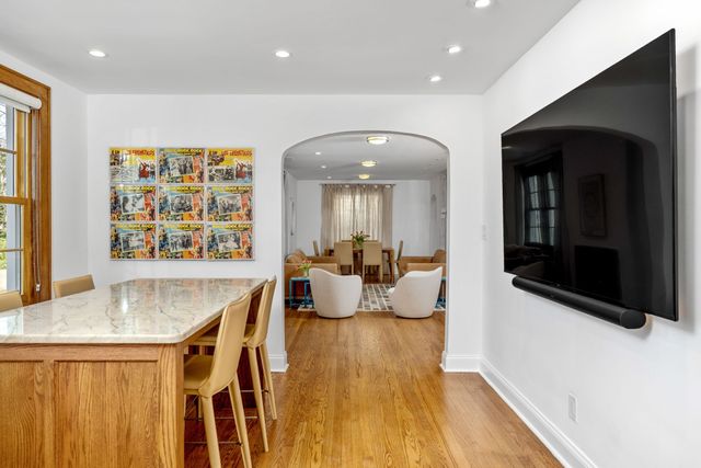 1705 Green Hills Dr, Nashville, TN 37215