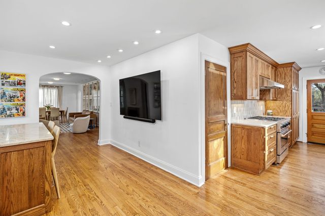 1705 Green Hills Dr, Nashville, TN 37215