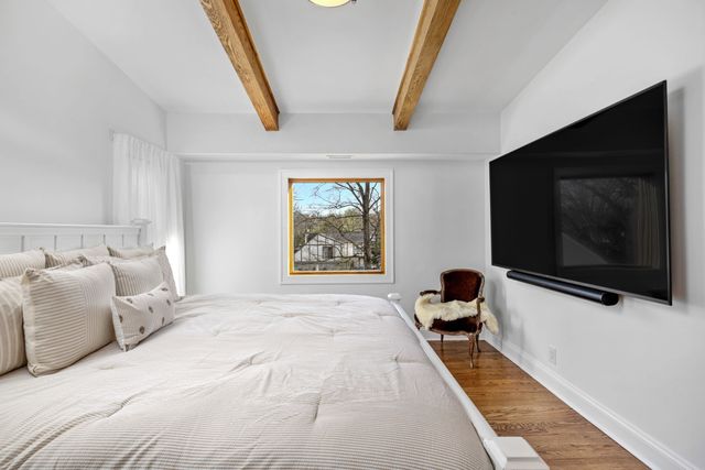 1705 Green Hills Dr, Nashville, TN 37215