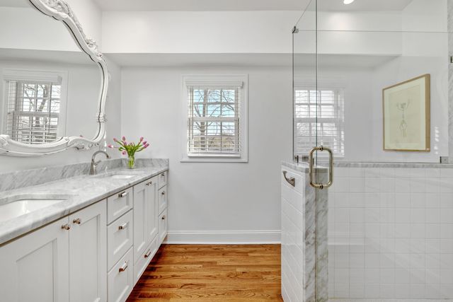 1705 Green Hills Dr, Nashville, TN 37215