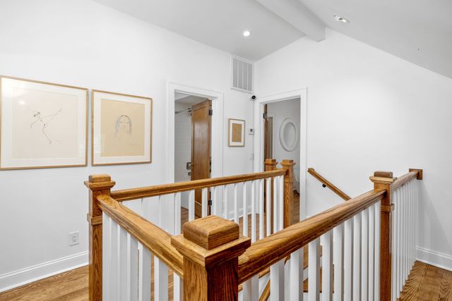 1705 Green Hills Dr, Nashville, TN 37215