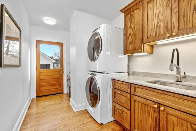 1705 Green Hills Dr, Nashville, TN 37215