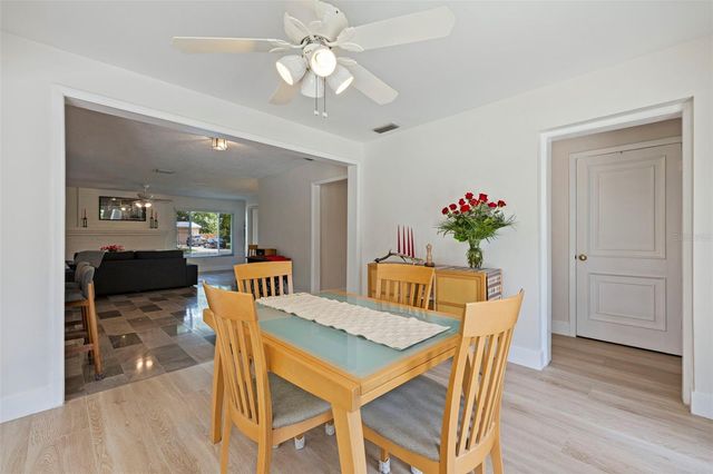 120 59TH AVENUE S, St Petersburg, FL 33705