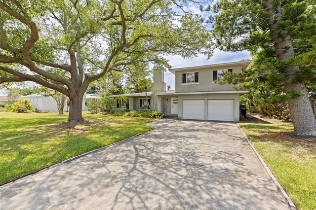 120 59TH AVENUE S, St Petersburg, FL 33705