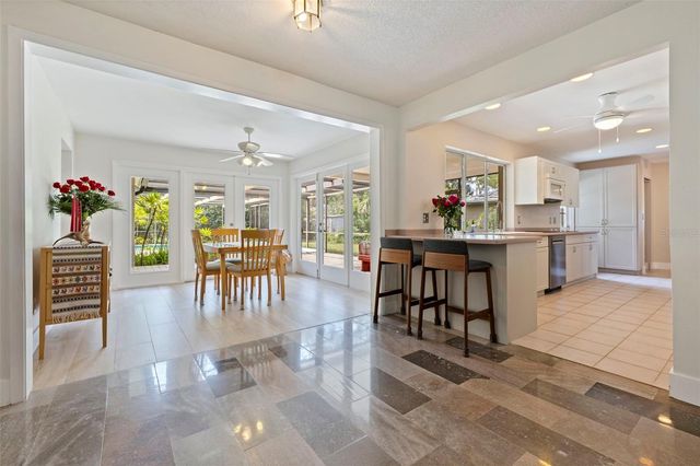 120 59TH AVENUE S, St Petersburg, FL 33705