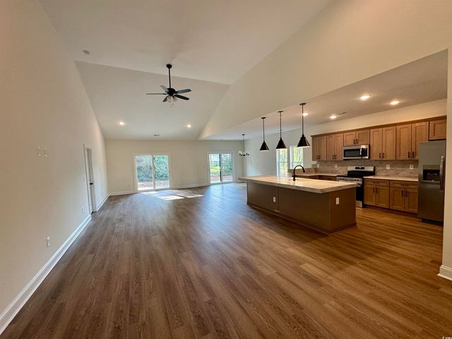 207 25th Ave. S, Myrtle Beach, SC 29577