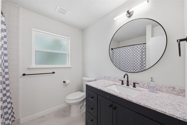 710 Glen Haven Drive, Conroe, TX 77385