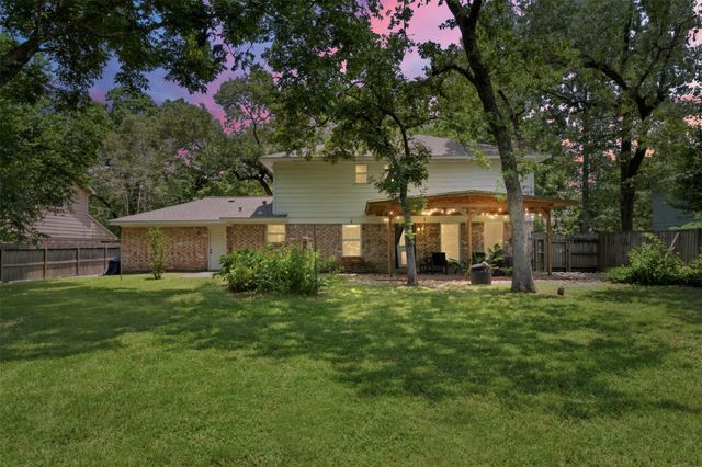 710 Glen Haven Drive, Conroe, TX 77385