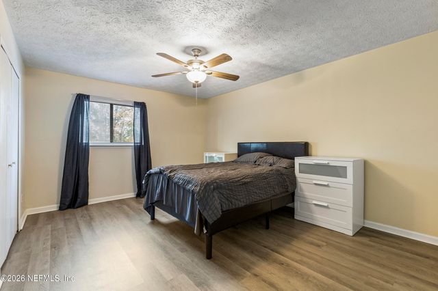 4955 N KNIGHTSBRIDGE Circle N, Jacksonville, FL 32244