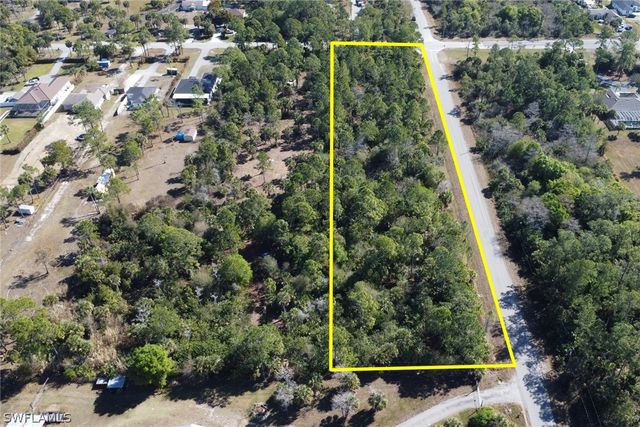 1551 12th AVE NE, Naples, FL 34120