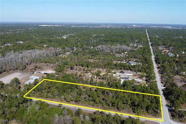 1551 12th AVE NE, Naples, FL 34120