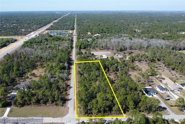 1551 12th AVE NE, Naples, FL 34120