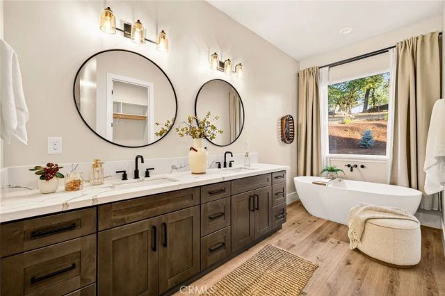 5772 Acorn Ridge Drive, Paradise, CA 95969