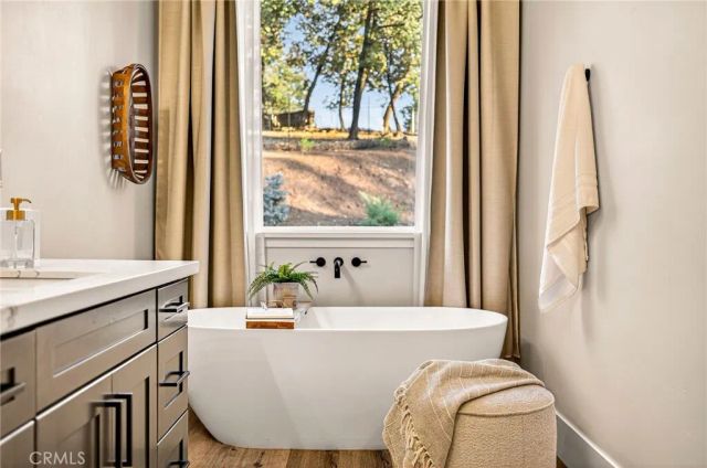 5772 Acorn Ridge Drive, Paradise, CA 95969