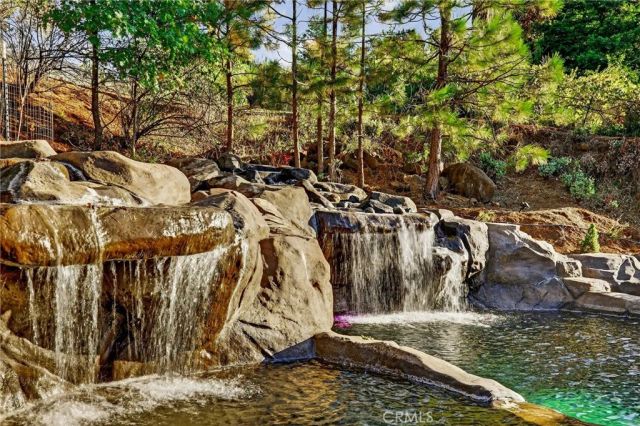 5772 Acorn Ridge Drive, Paradise, CA 95969