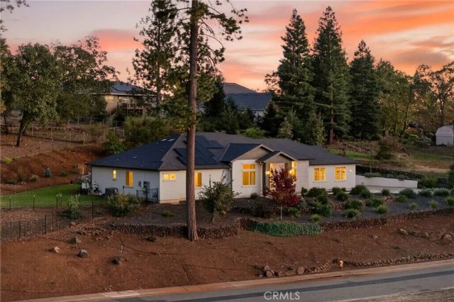 5772 Acorn Ridge Drive, Paradise, CA 95969