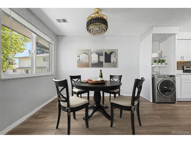 1182 S Eagle Cir B, Aurora, CO 80012