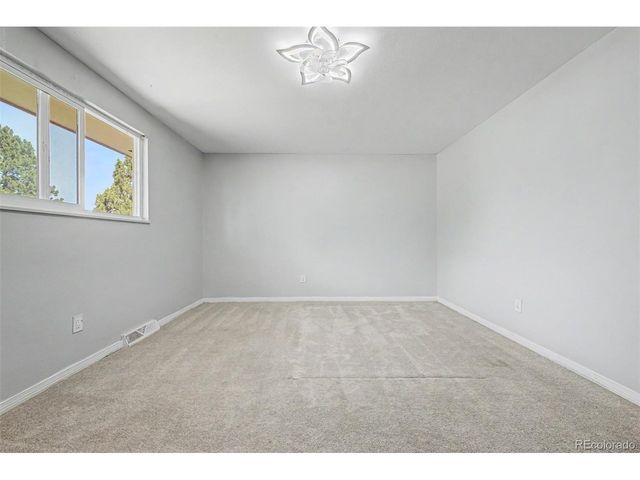 1182 S Eagle Cir B, Aurora, CO 80012