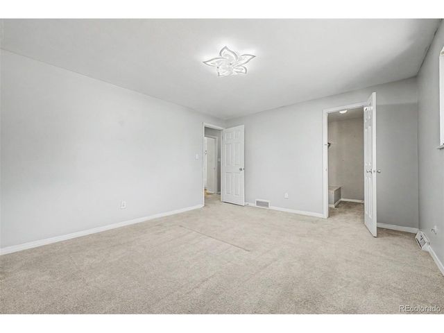 1182 S Eagle Cir B, Aurora, CO 80012