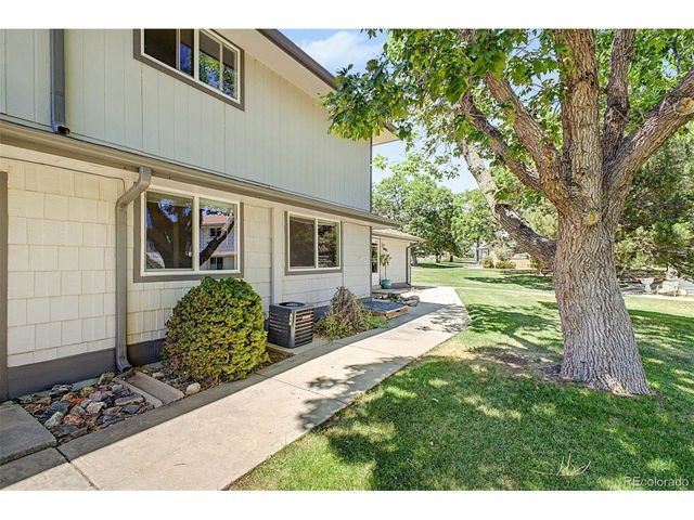 1182 S Eagle Cir B, Aurora, CO 80012