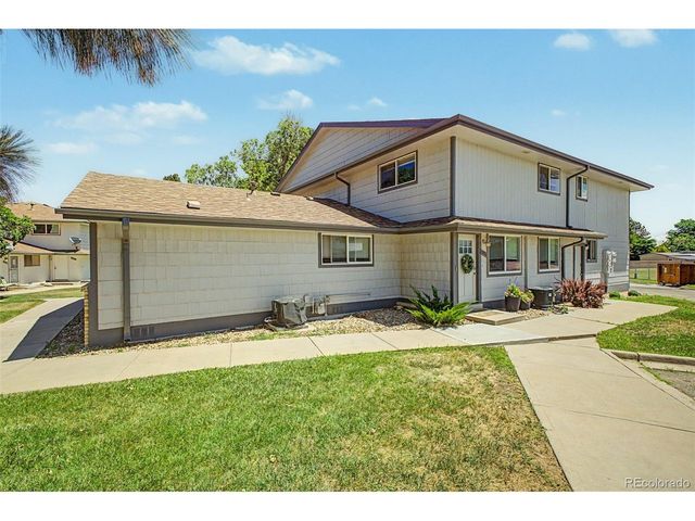 1182 S Eagle Cir B, Aurora, CO 80012