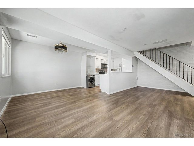 1182 S Eagle Cir B, Aurora, CO 80012