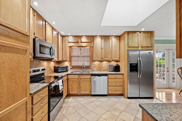 108 Carrie Court, Lexington, KY 40515