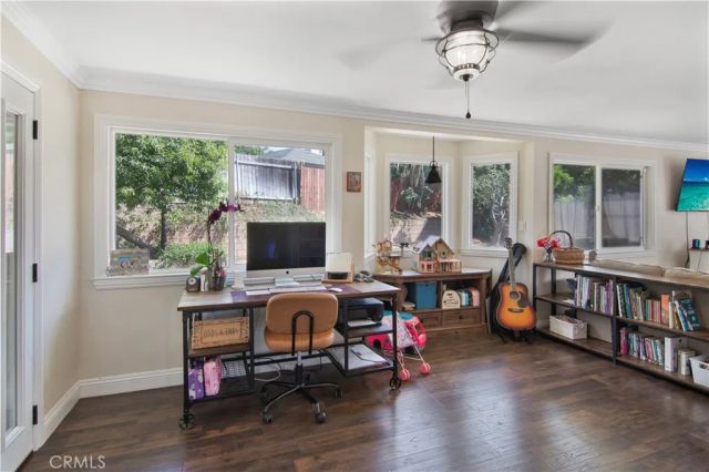 742 Sherwood, Redlands, CA 92373