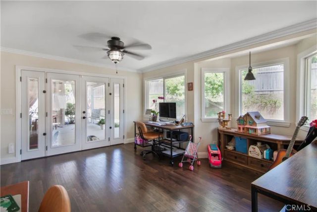 742 Sherwood, Redlands, CA 92373