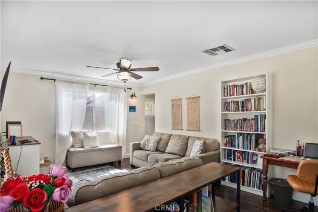 742 Sherwood, Redlands, CA 92373