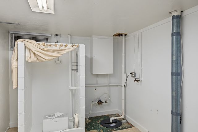 114 3rd Street NE, Bondurant, IA 50035