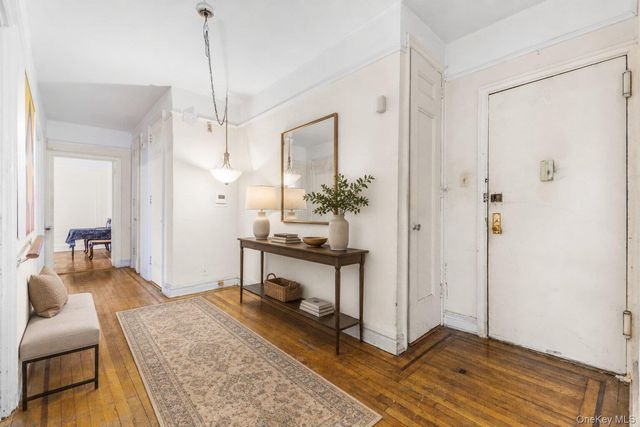 850 Saint Marks Avenue 4, Brooklyn, NY 11213