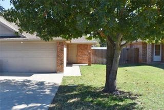 752 Stribling Circle, Azle, TX 76020