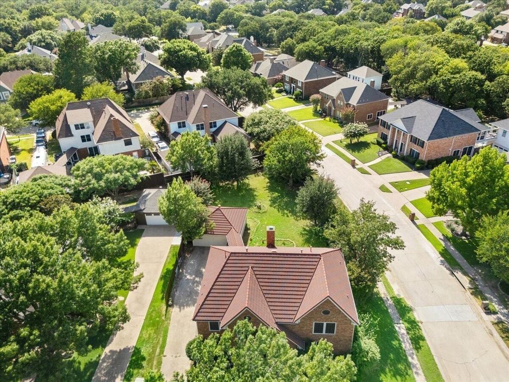 2400 Silverthorne Court, Highland Village, TX 75077 — photo 3