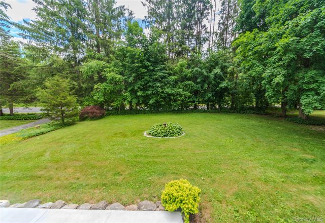 1633 Salt Point Turnpike, Pleasant Valley, NY 12569