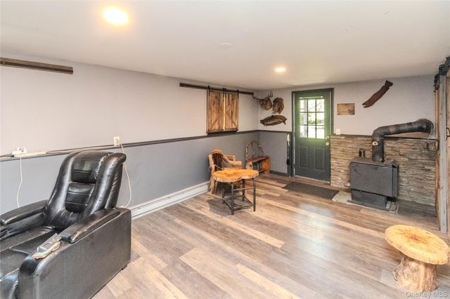 1633 Salt Point Turnpike, Pleasant Valley, NY 12569