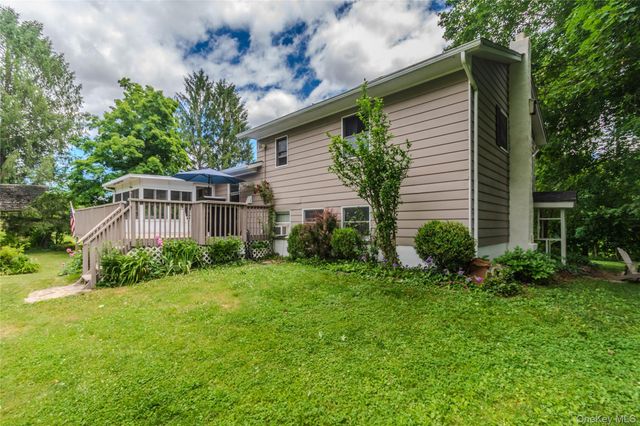 1633 Salt Point Turnpike, Pleasant Valley, NY 12569