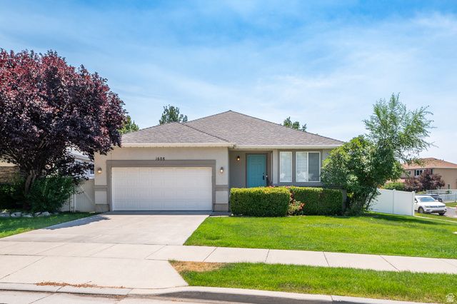 1608 N ST ANDREWS DR, Farmington, UT 84025