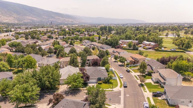 1608 N ST ANDREWS DR, Farmington, UT 84025