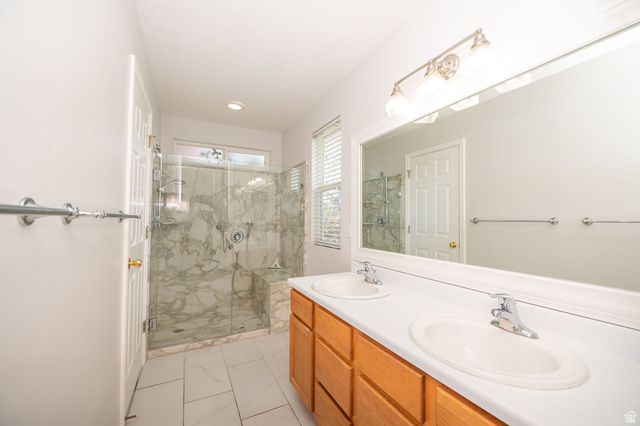 1608 N ST ANDREWS DR, Farmington, UT 84025