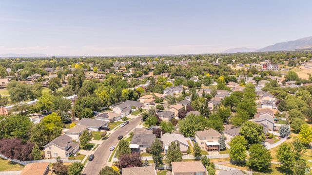 1608 N ST ANDREWS DR, Farmington, UT 84025