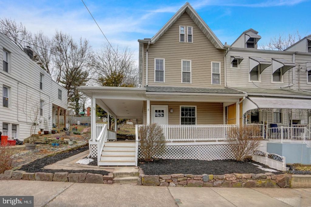 206 N CHURCH ST, Mohnton, PA 19540