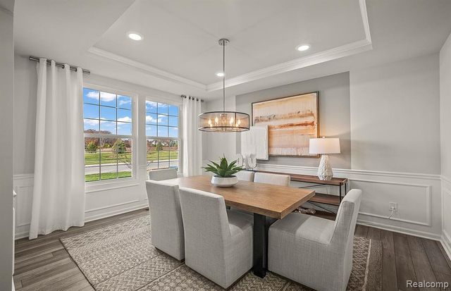 623 Gretchen Lane, Saline, MI 48176