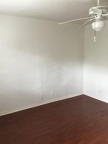 1010 W 23rd ST 9, Austin, TX 78705