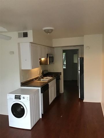1010 W 23rd ST 9, Austin, TX 78705