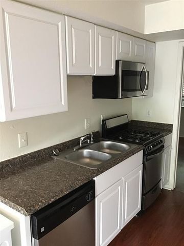 1010 W 23rd ST 9, Austin, TX 78705